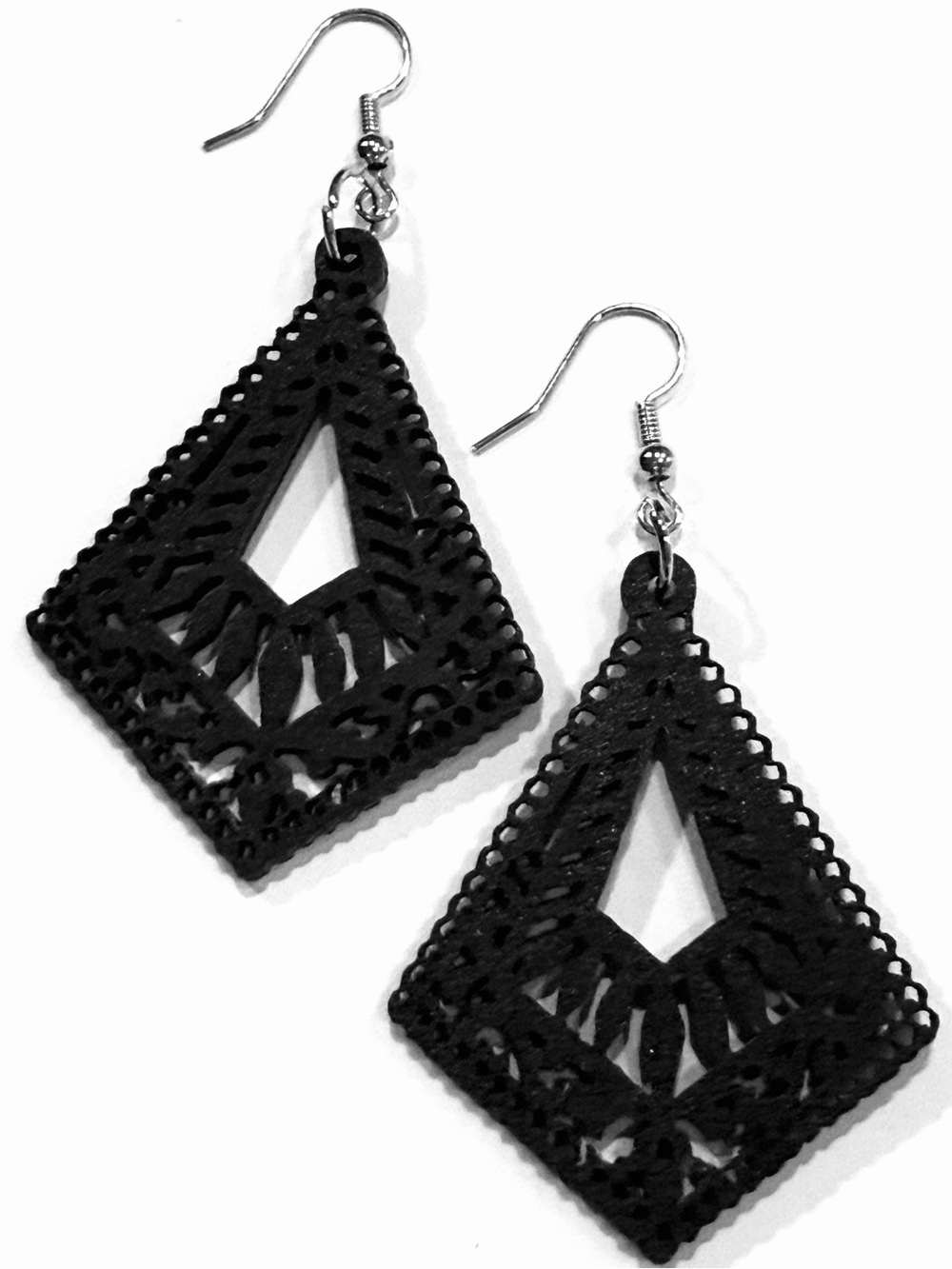 Black Wooden Filigree Diamond-Shaped Drop Earrings - NWOT